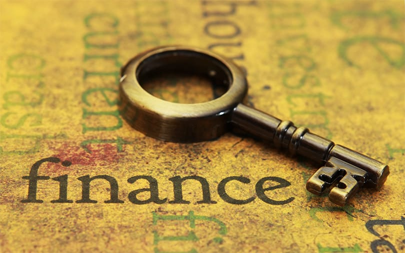 What does your credit score need to be to be able to lease a car?